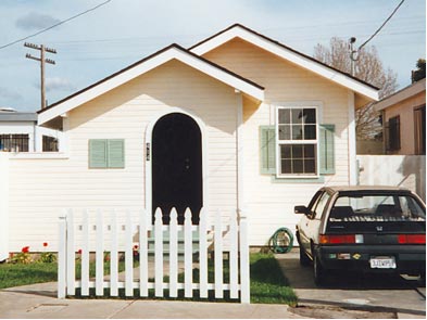 Single-section HUD-Code Home, Oakland, California
